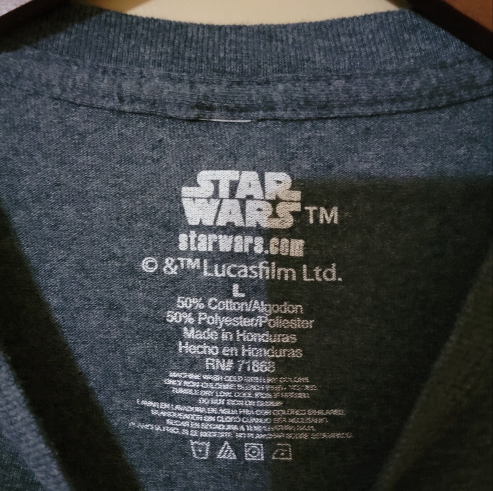 Baby Yoda T-shirt Size L - Star Wars The Mandalorian - Picture 4 of 4